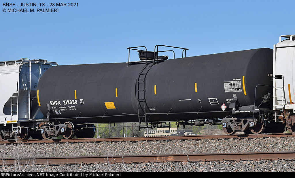 SHPX Tank Car 213930 